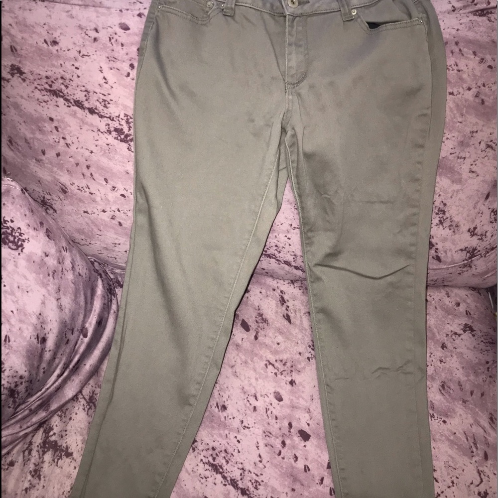 Forever 21 size 14 pants